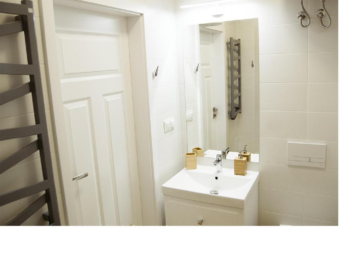 Apartament Na Jeziornej 卡尔图济 外观 照片